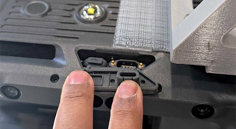 Locating extra power port